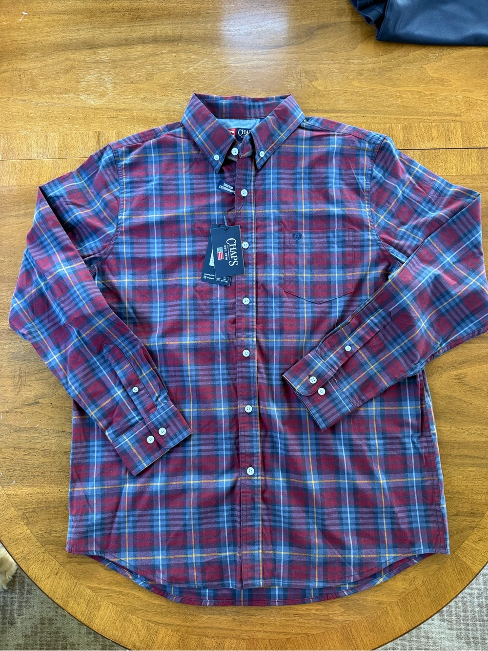 Chaps Men's Red and Blue Plaid Button-Down Shirt NWT